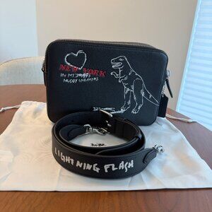 Charter Crossbody Bag 24 With Sketch Print